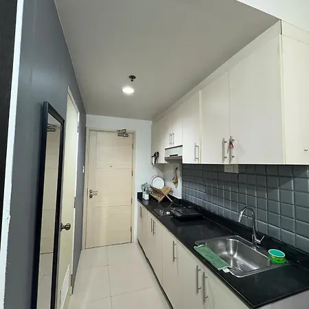 Sea Residences By Laine